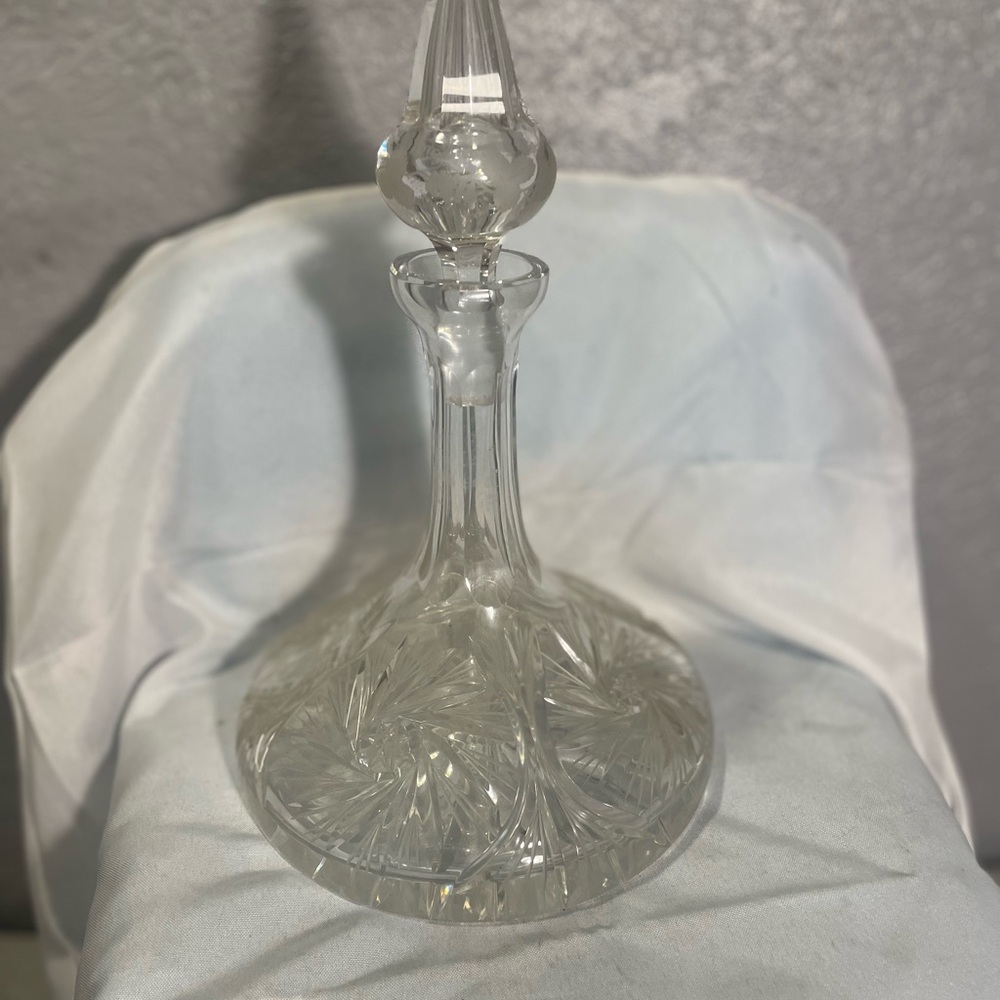 Crystal Glass Decanter with Stopper - Clear